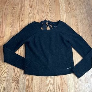 Abercrombie & Fitch back bow tie sweater size S